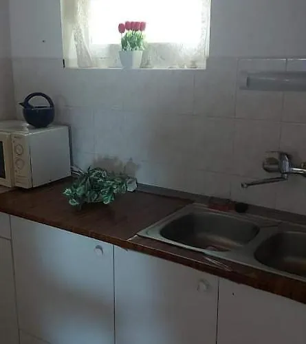 בית הארחה Badacsonyi Csobbanas Privat Berlemeny